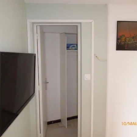 Pensión Studio 2*